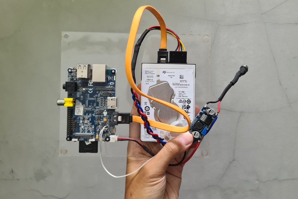 Banana Pi m1 and 2.5 HDD as a NAS