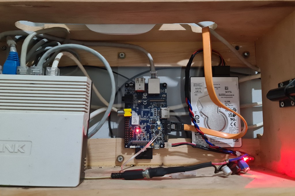 Banana Pi NAS in the closet